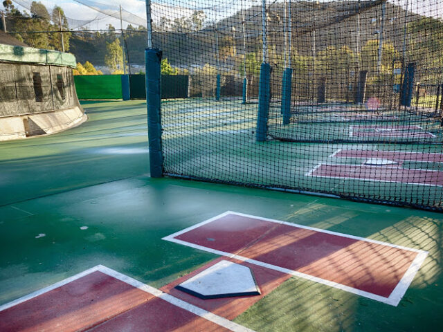 Stadium Golf Center & Batting Cages