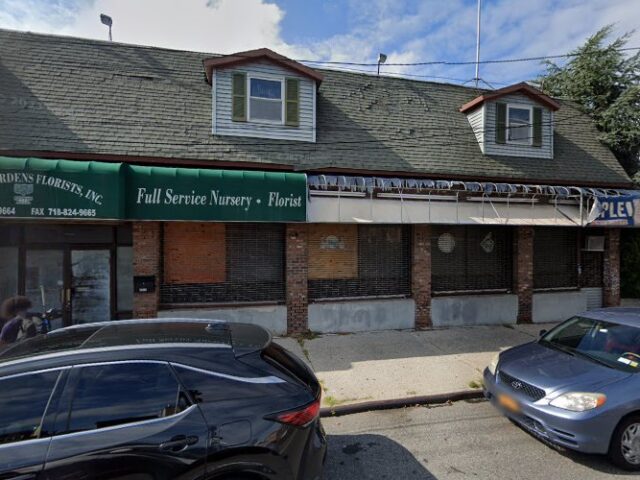 throgs neck batting cages